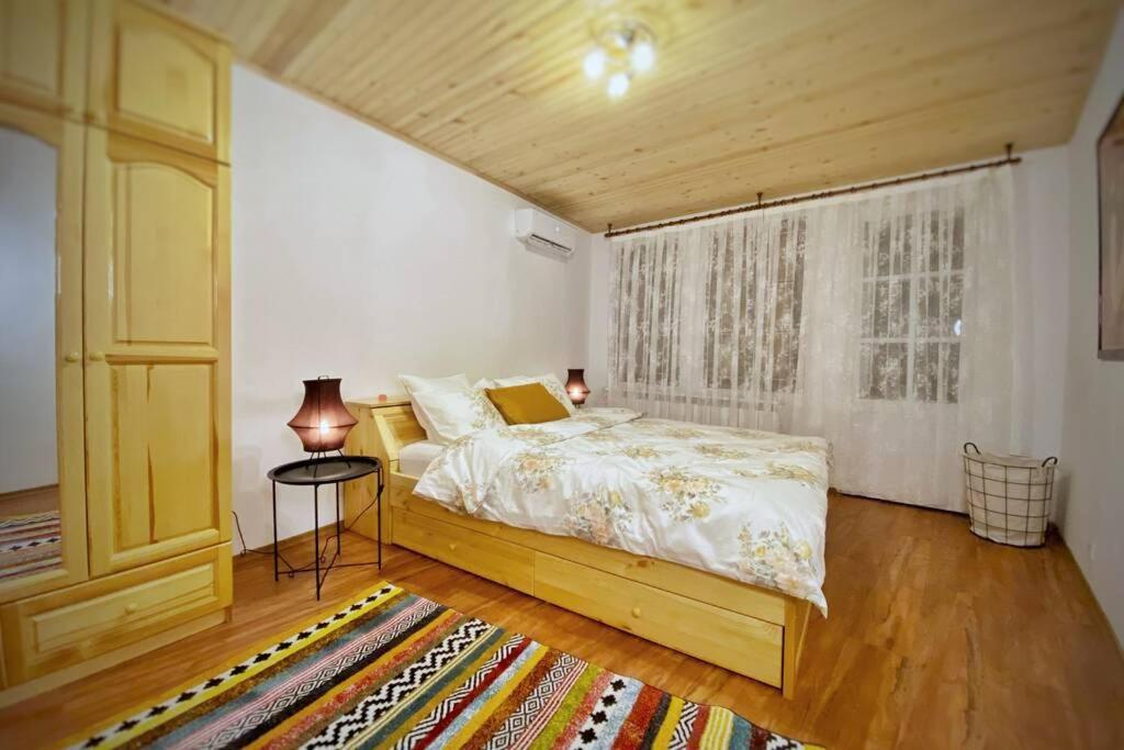 The Secret Lodge- New With Private Garage, Entire House Βελίκο Τίρνοβο Εξωτερικό φωτογραφία