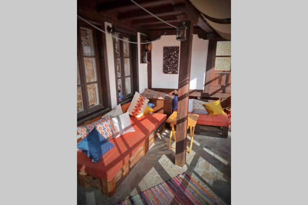 The Secret Lodge- New With Private Garage, Entire House Βελίκο Τίρνοβο Εξωτερικό φωτογραφία